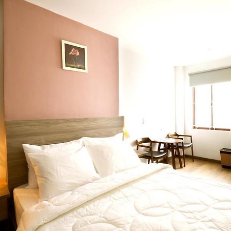 Fourc Hotel Ho Chi Minh City Exterior photo